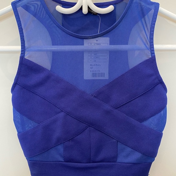 Blue cropped top with bandage features. - Picture 3 of 4